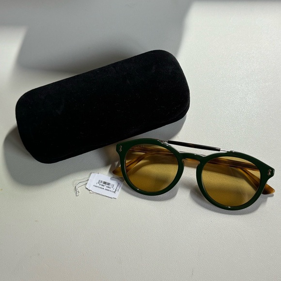 Gucci Accessories - Gucci Boston Brow Bar Round Retro Sunglasses